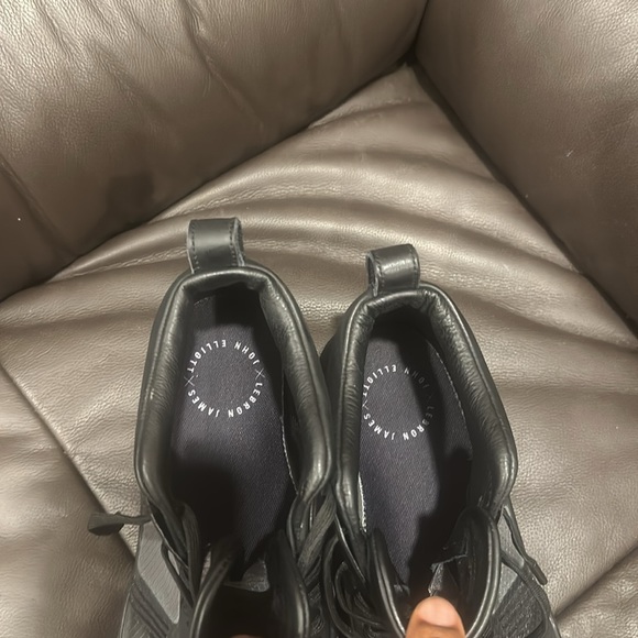 Lebron X John Elliott “icon” - Picture 5 of 5